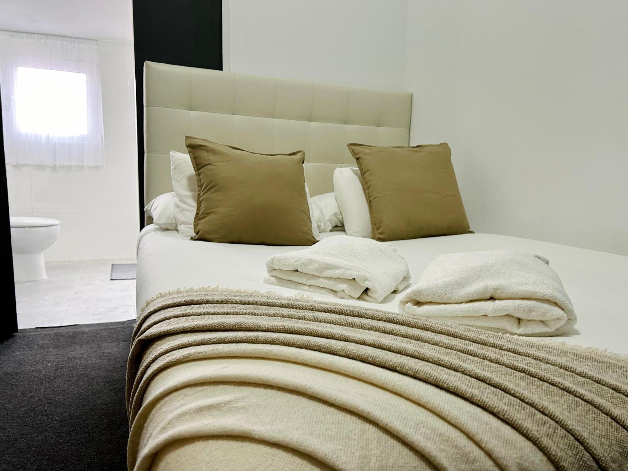 Cost Alameda Guest house