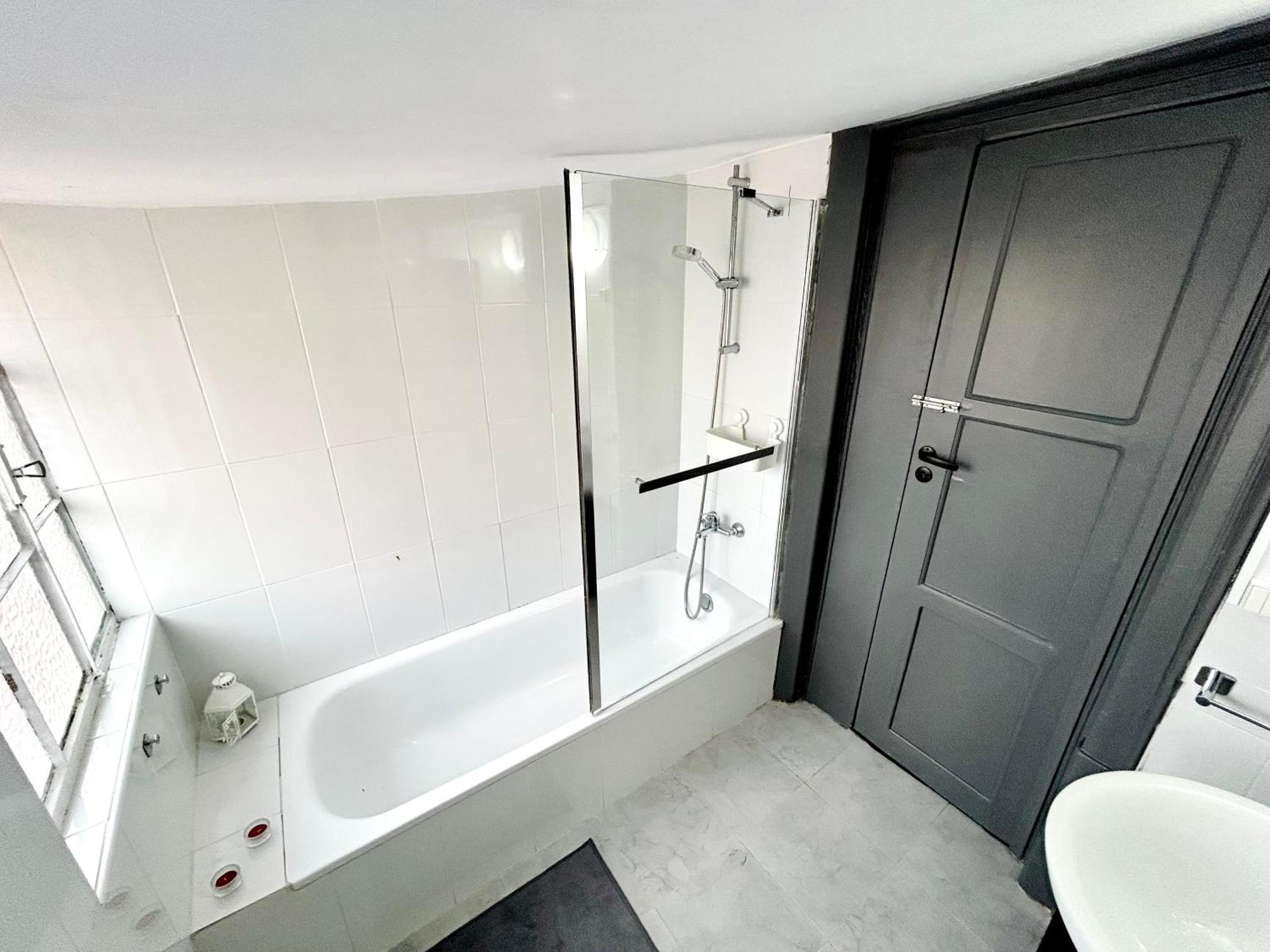 Guest house Cost Alameda